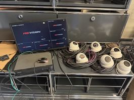 Hikvision Digital Video Überwachung Anlage mit 6 Kamera 