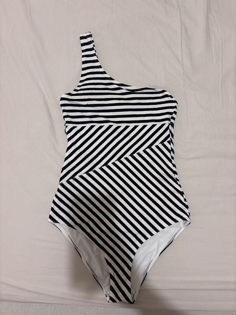 H&M Costumi da bagno & Bikini: Costume intero a righe bianco e nero elegante monospalla – Nuovo (secondo la descrizione) da Zürich venduto da mat_58mf
