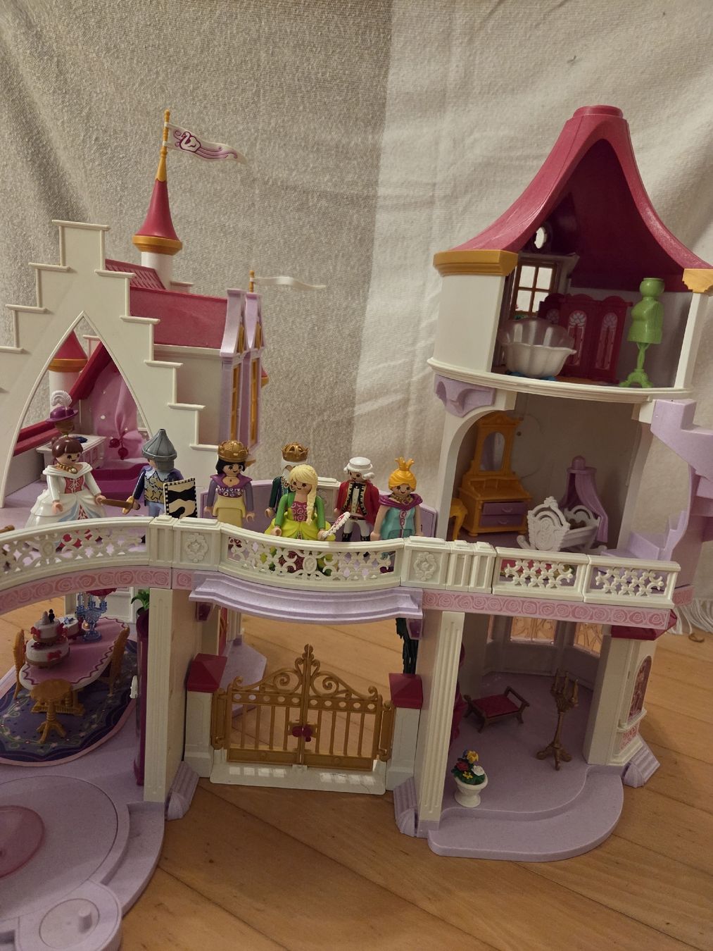 Playmobil Jouets: Playmobil Schloss – D'occasion à Lengnau AG par t.schweizer