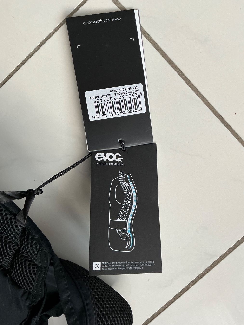 Evoc Protections: Protektor Veste Evoc Air Pro Gr.S – Neuf avec emballage d'origine à Biel-Benken BL par Sahra1 3