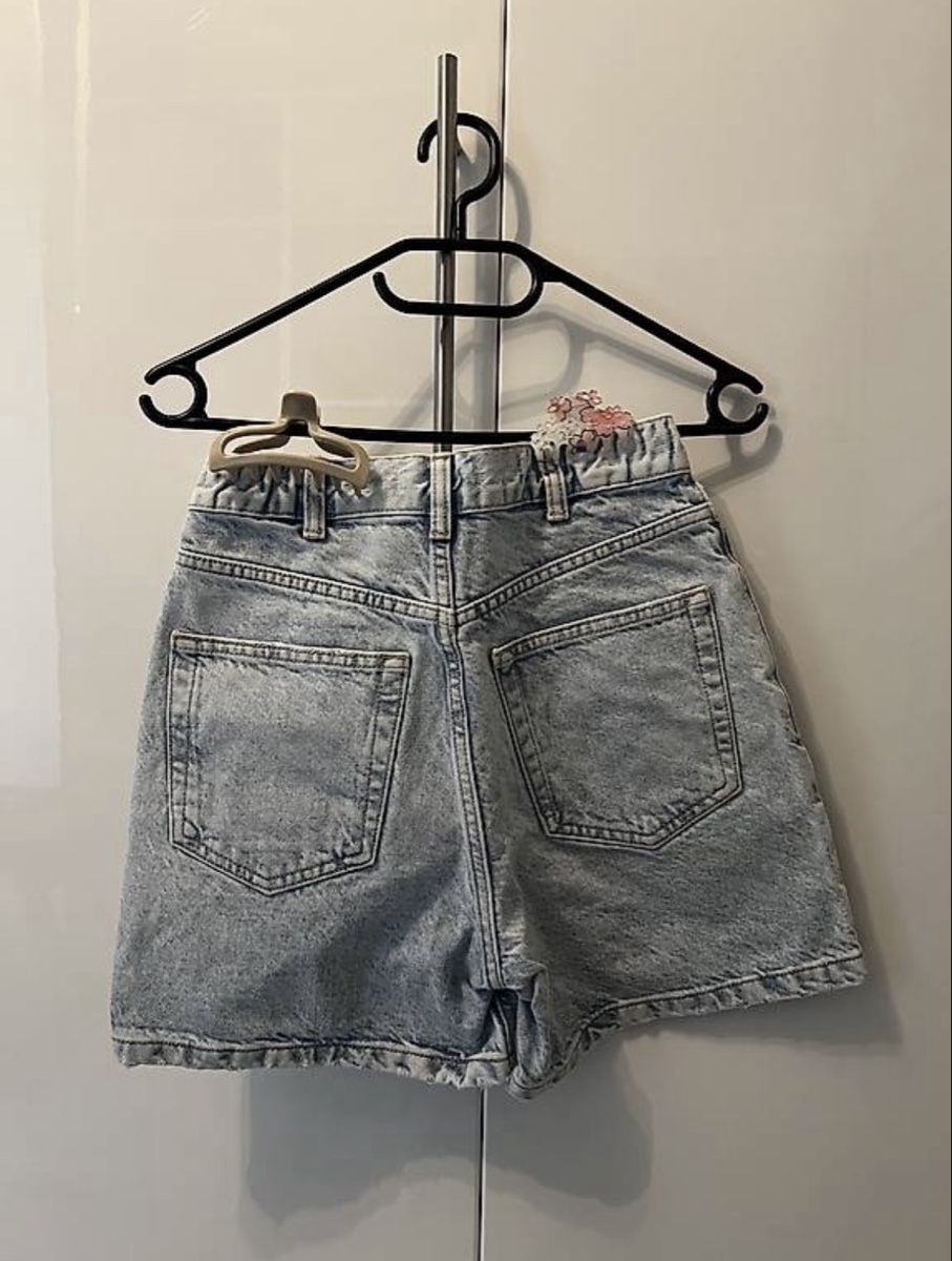 Pull&Bear Jeans: Jeans Shorts – Usato da Dietikon venduto da Mischi2167 1