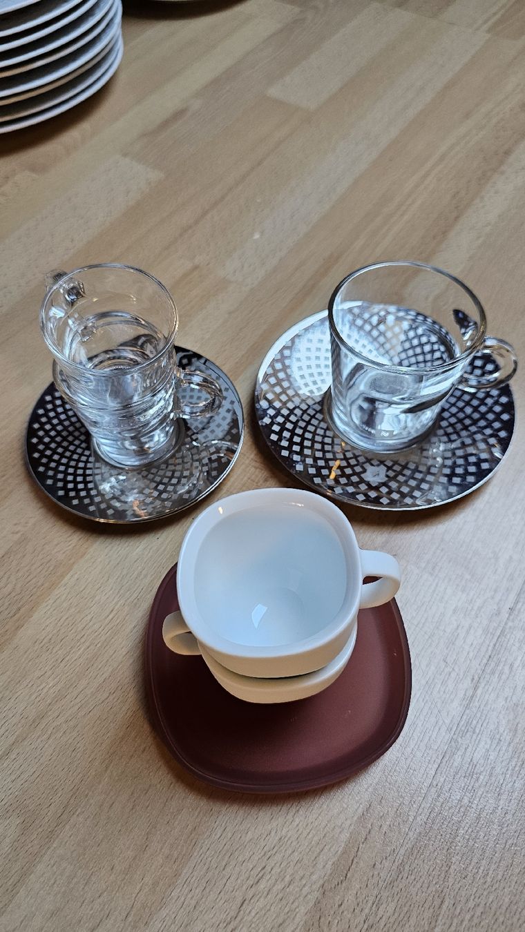 Nespresso Tasses: Espresso/Ristrettotassen – D'occasion à Suberg par nat_qvg5