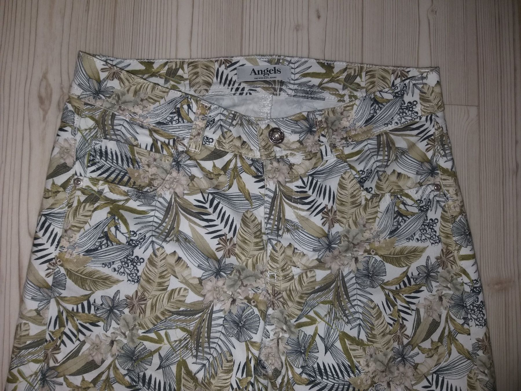 Angels Jeans: Jeans ANGELS    Taille / Grosse S ........ – Usato da Cossonay-ville venduto da Super-Price-Quality 1