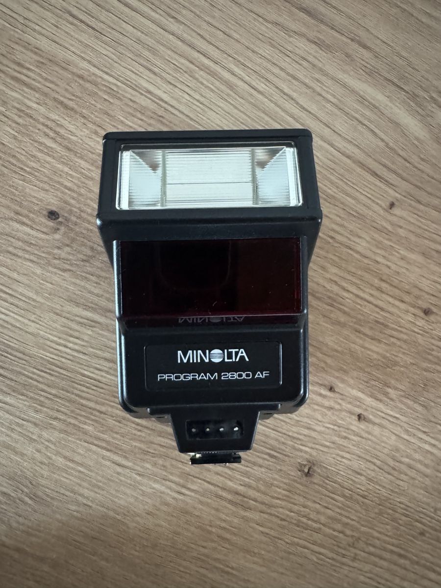 Minolta Flash: Minolta Aufsteckblitz – Usato da Zürich venduto da mat_rw96