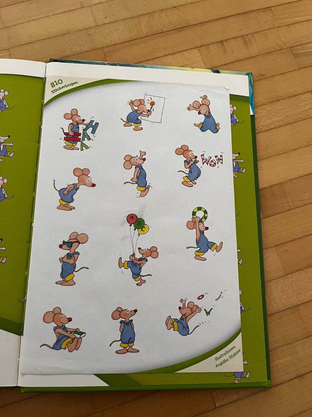 Libri: Bildermaus Mit Bildern Englisch lernen Delfingeschichten – Usato da Horgen venduto da Hoppelhase11 2