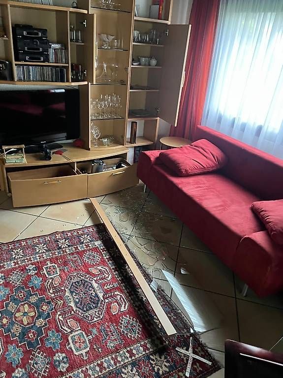 Divani: Bettsofa gratis abzugeben  – Usato da Grabs venduto da kaleks 1