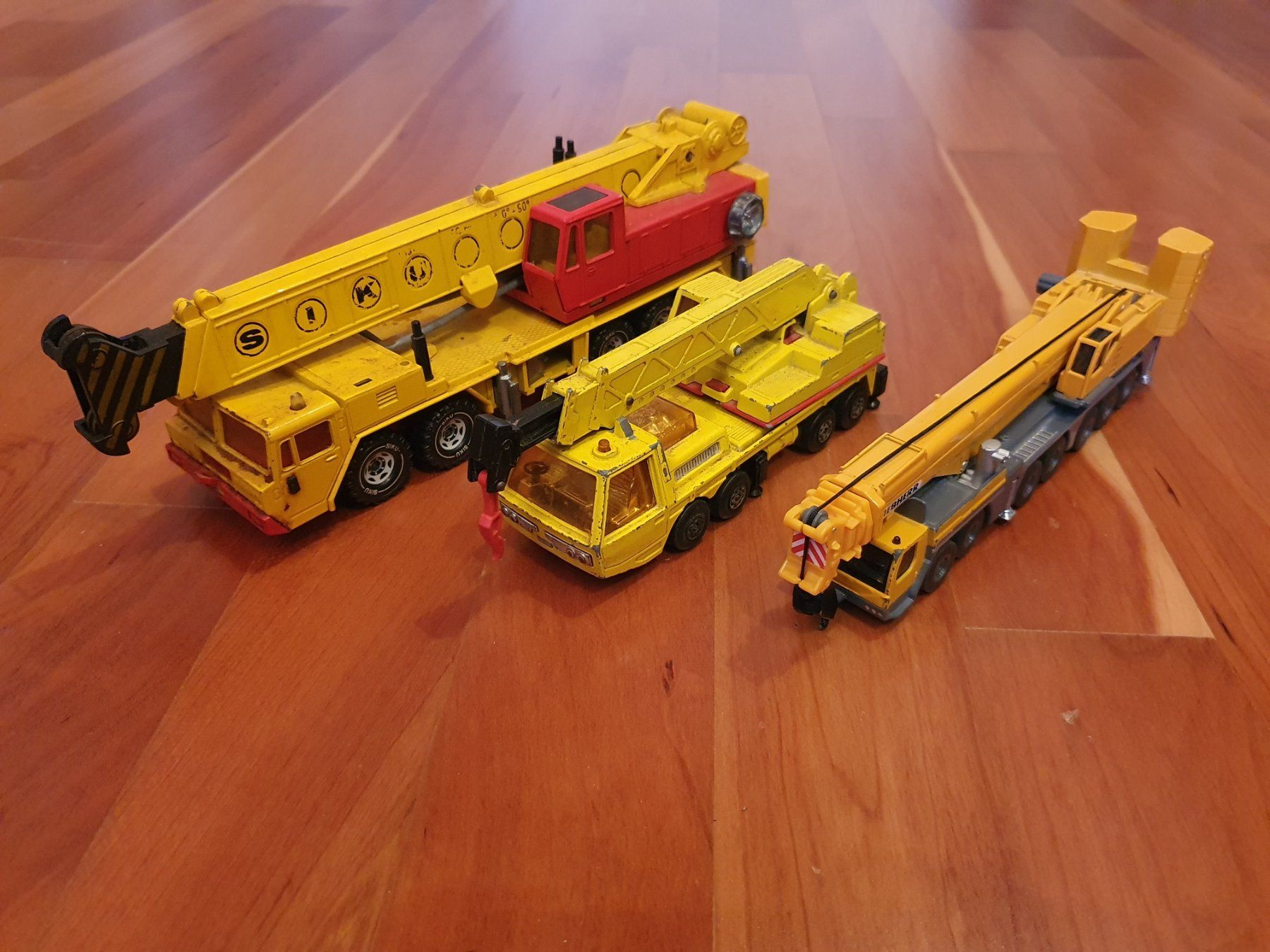 Siku Modellini d'auto: Siku und Matchbox Krankonvolut Schrottplatz – Difettoso da Triesen venduto da platzproblem1