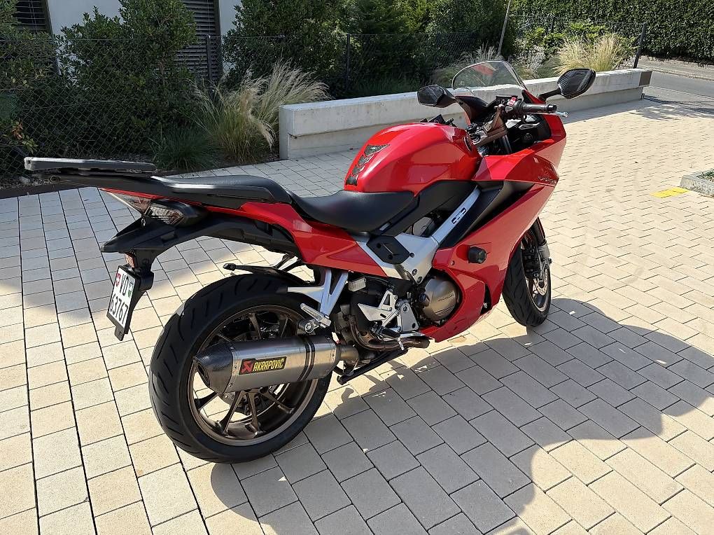 Strada: Honda VFR 800F – Usato da Bussigny venduto da jer_55z8 3