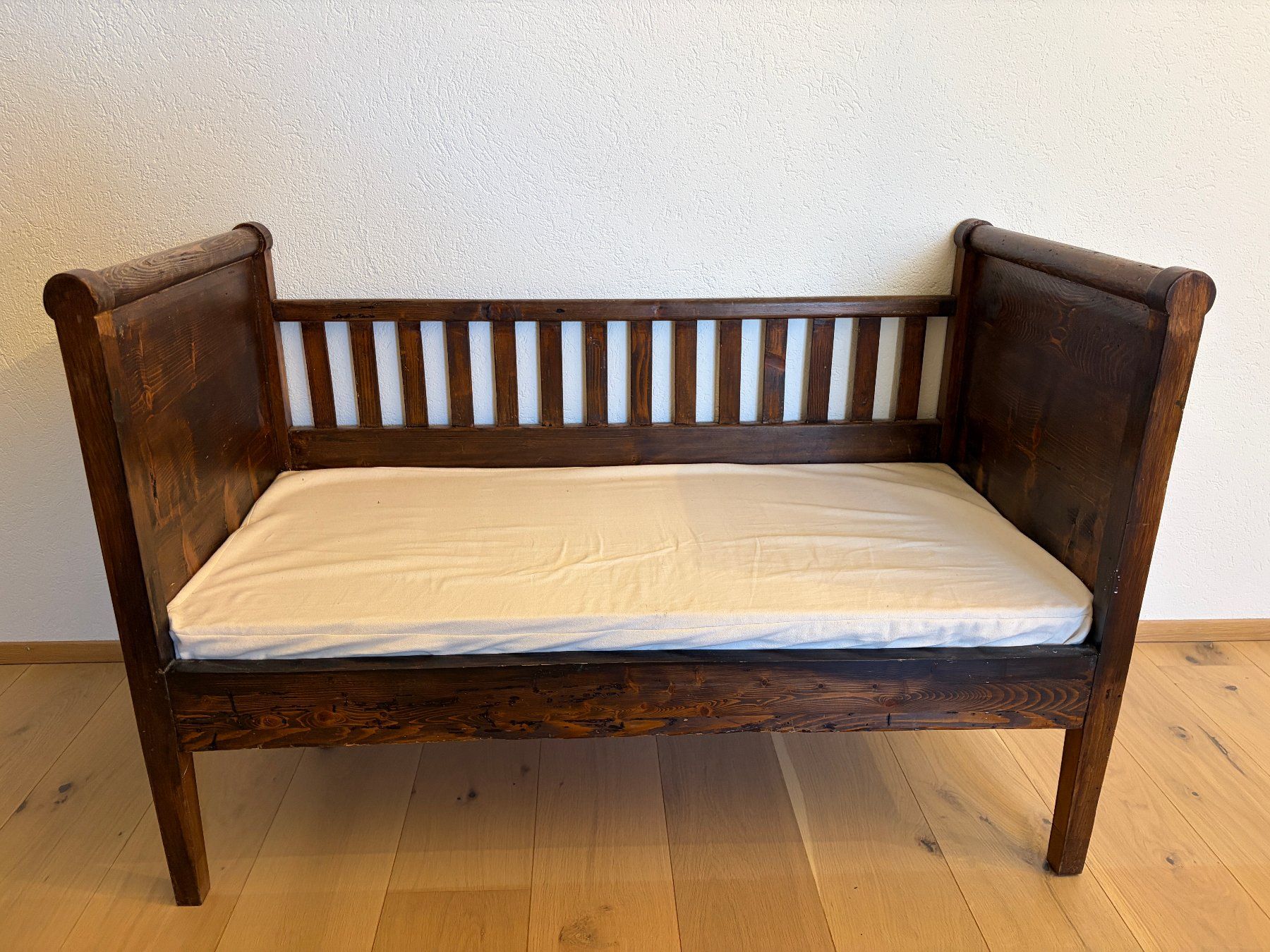 Divani: Kinder Sofa – Usato da Uerzlikon venduto da mon_686j 2