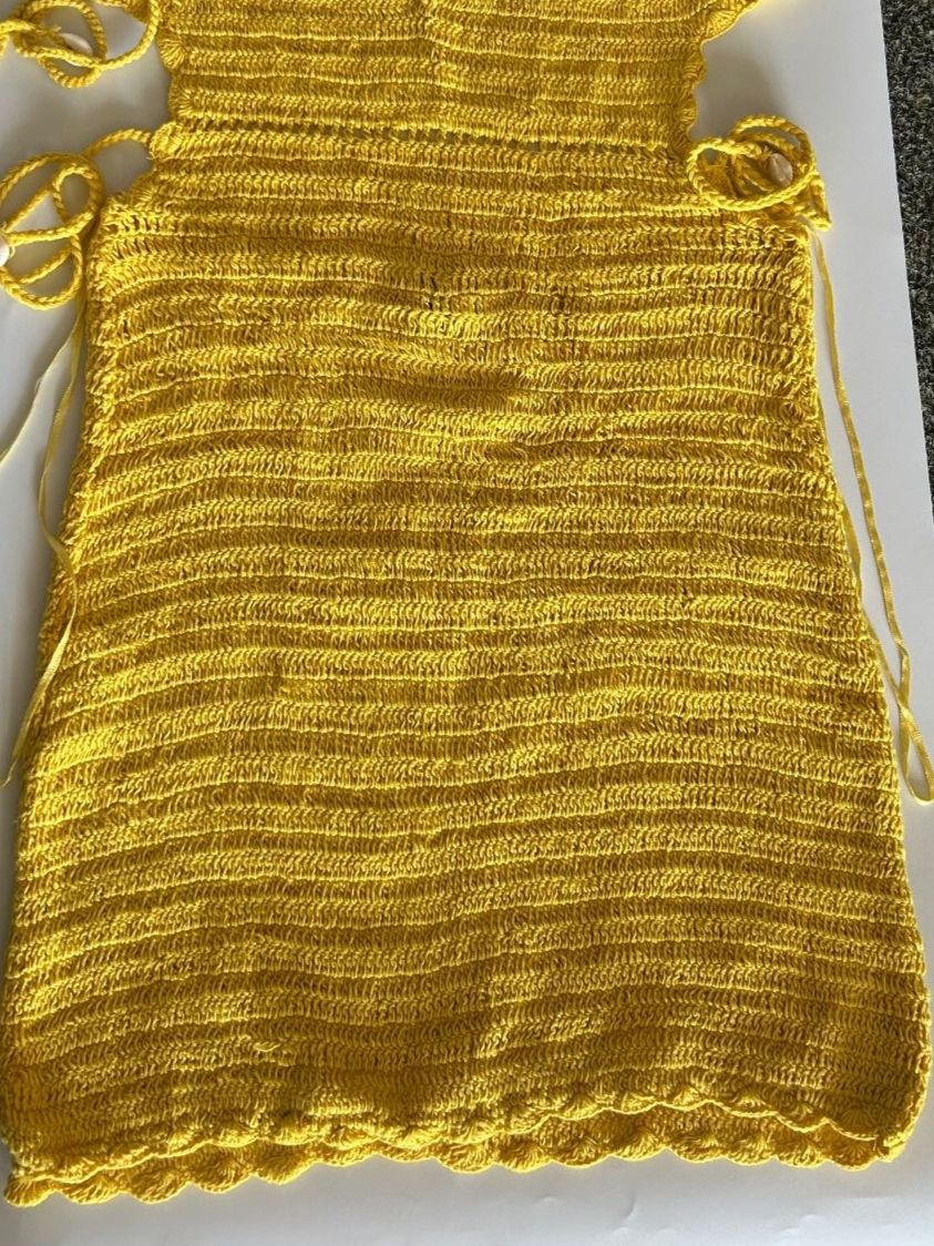 Vestiti: Gehäkeltes Kleid, gelb – Nuovo (secondo la descrizione) da Frauenfeld venduto da isa_9cy7 5