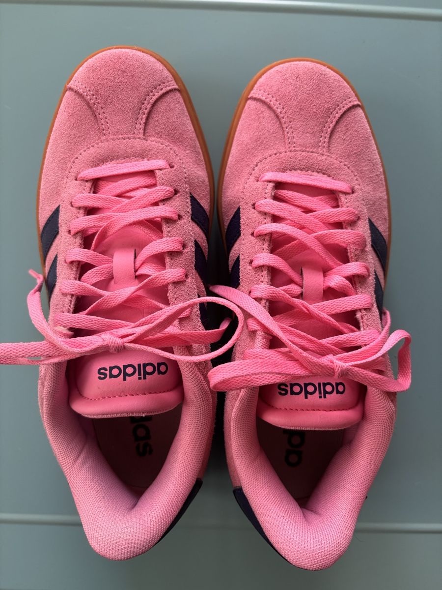 Adidas Scarpe da uomo: Adidas gazelle Pink – Nuovo (secondo la descrizione) da La Chaux de Fonds venduto da vic_gr9h