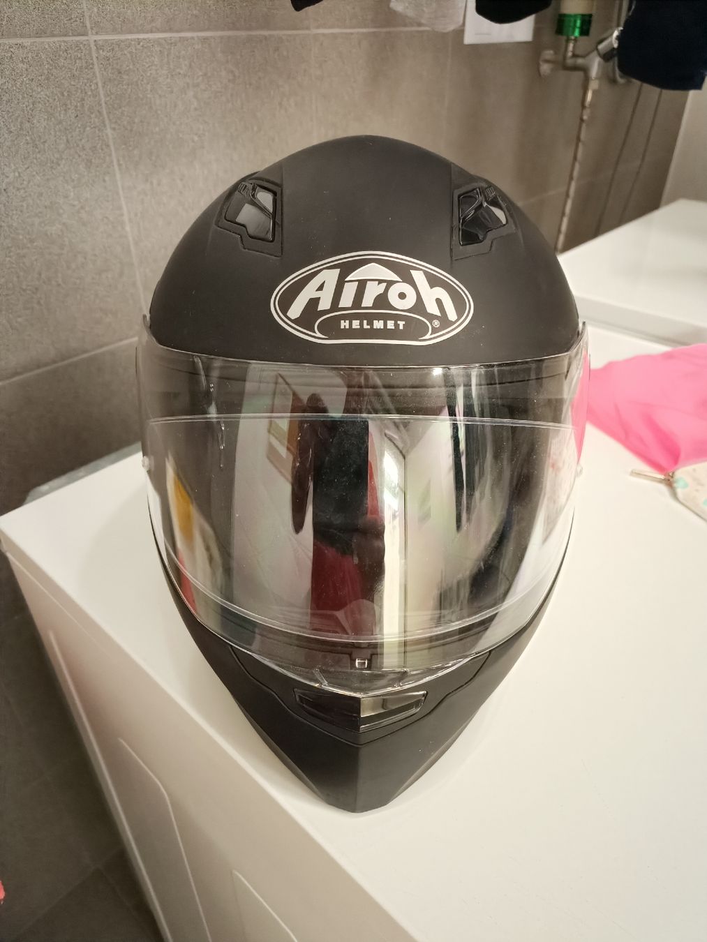 Airoh Helme & Visiere: casque moto Airoh taille M – Gebraucht aus Froideville von JF46