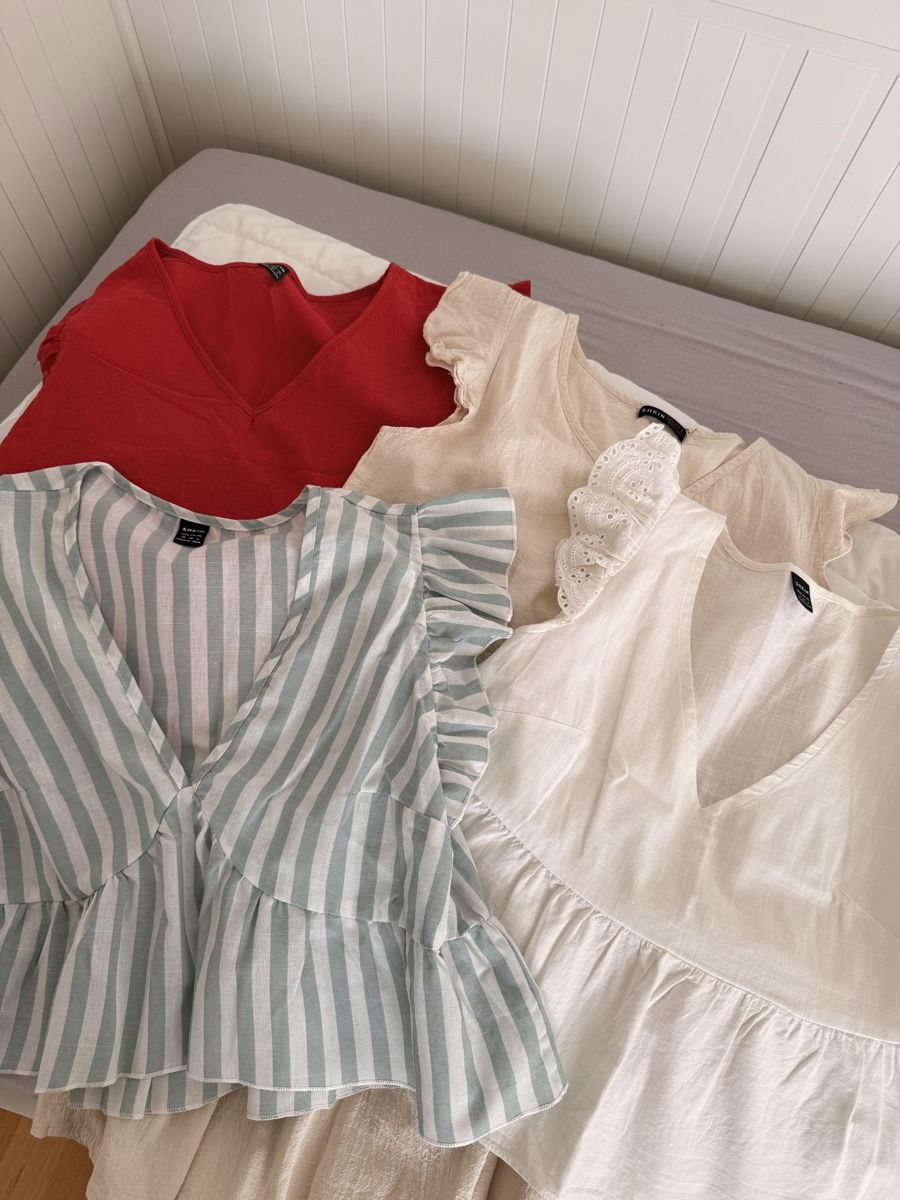 Lots de vêtements: Sommerkleider – D'occasion à Schmerikon par net_7kkw