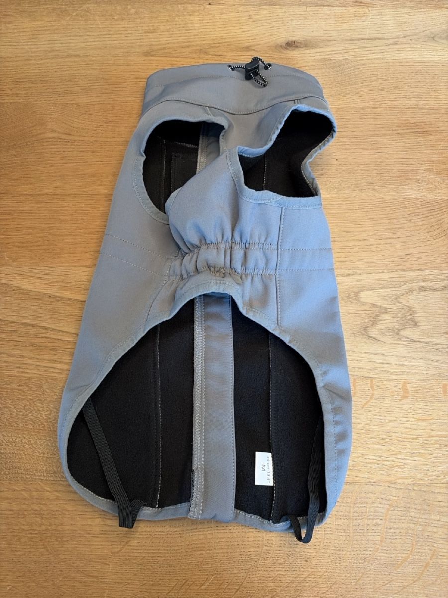 Abbigliamento: Finnero Hundemantel Softshell  grau Grösse M – Nuovo (secondo la descrizione) da Alterswil FR venduto da Gugi1973 1