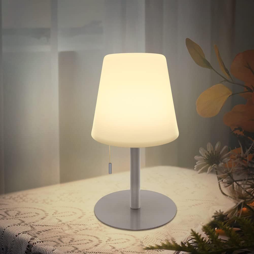 Lampen: LED Akku Tischlampe - 8 Farben – Neu und originalverpackt aus Nuglar von SaleRitter