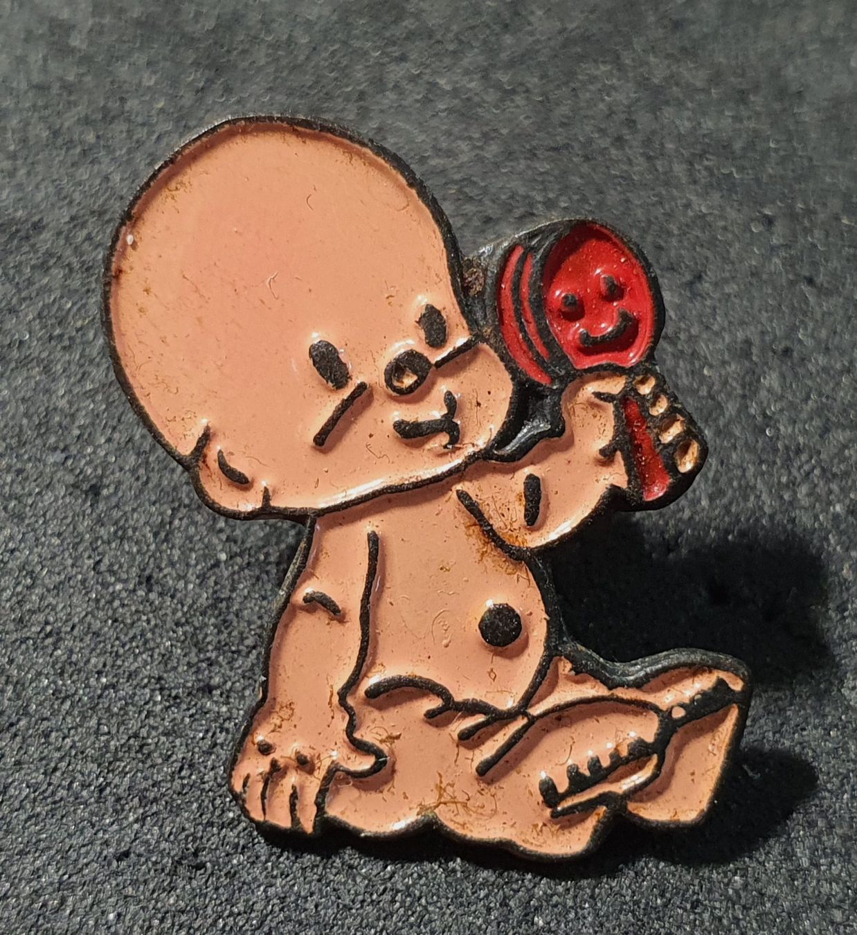 Placchette & Badge: W546 - Pin Baby – Usato da Reinach BL venduto da Boston-Verkauf