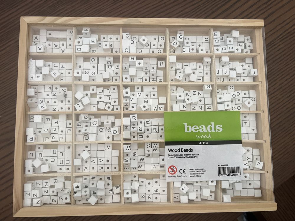 8-teiliges Dominoständer Set Aus Holz - Präsentationshalter Für Karten & Dominos