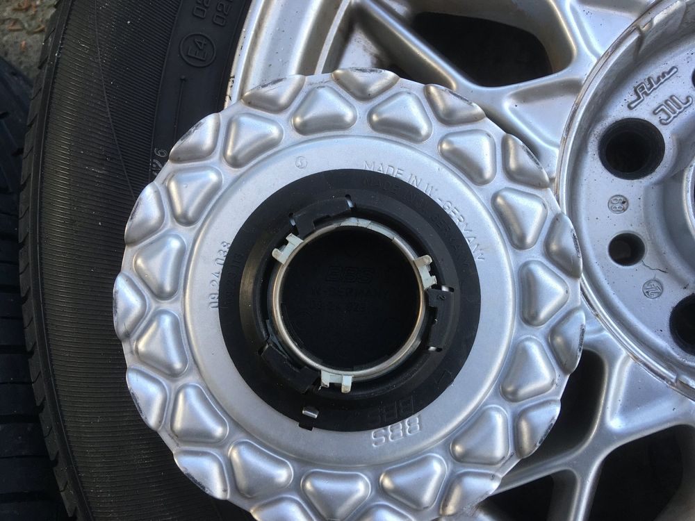 BMW BBS Felgen 14 Zoll mit Pneu und Felgendeckel Kaufen auf Ricardo