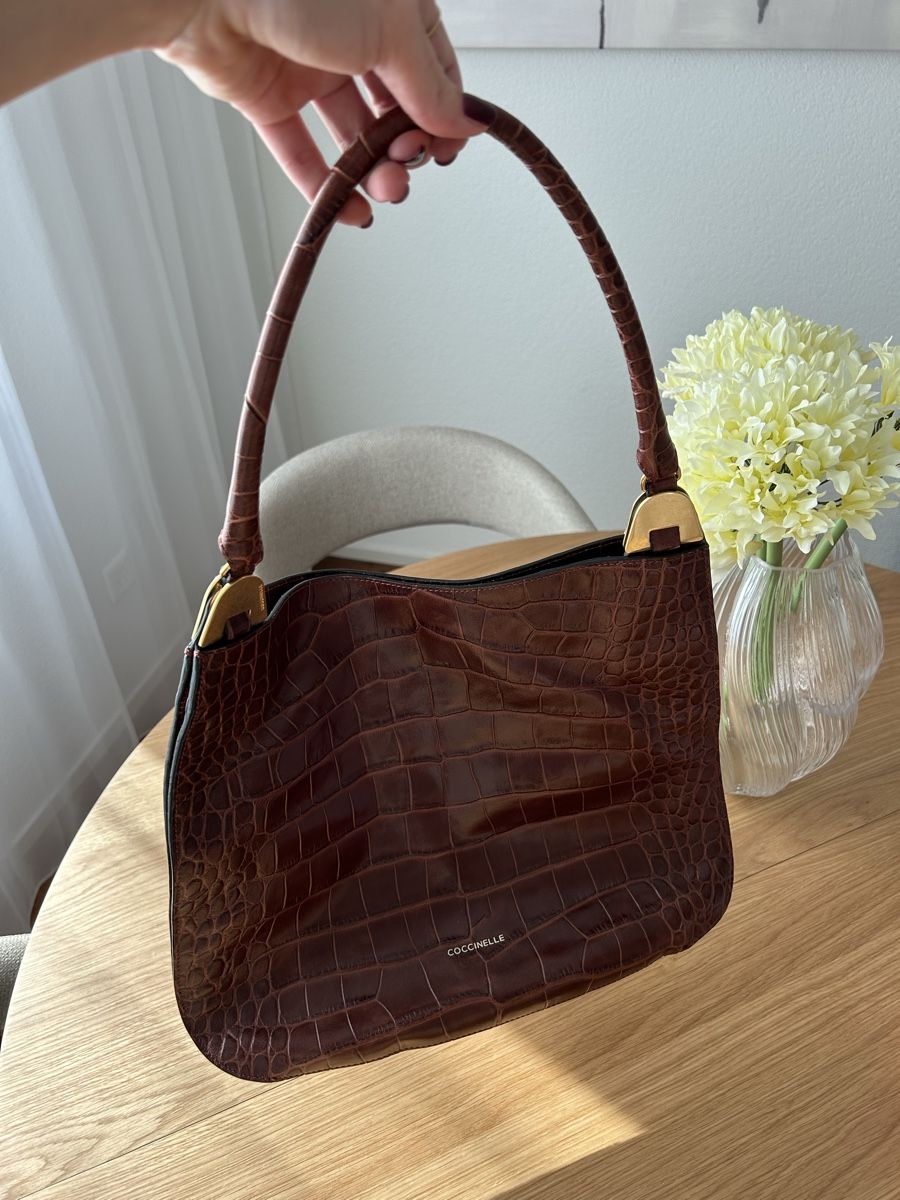 Coccinelle Taschen für Damen: Handtasche Coccinelle  – Gebraucht aus Chur von faja7000
