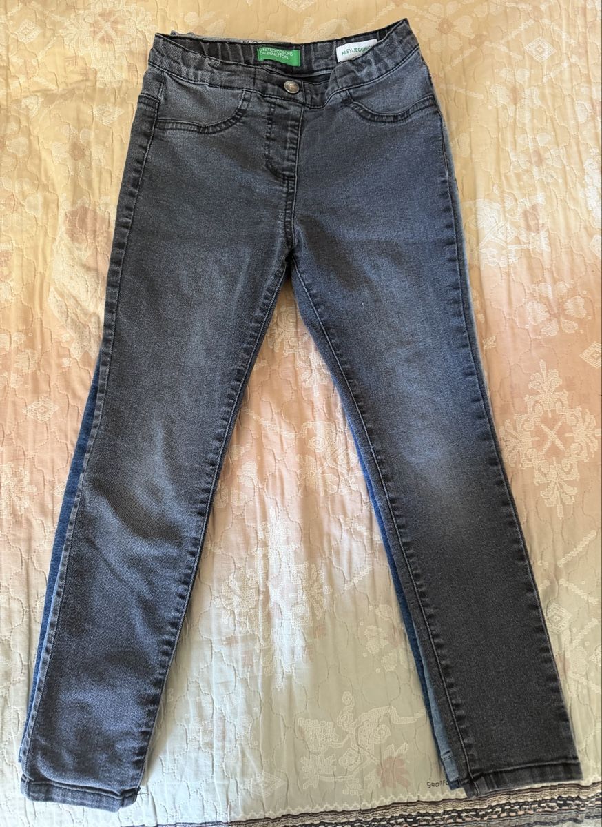Benetton Pantaloni: Set Jeans Grösse 128 – Usato da Bern venduto da Olenush 4