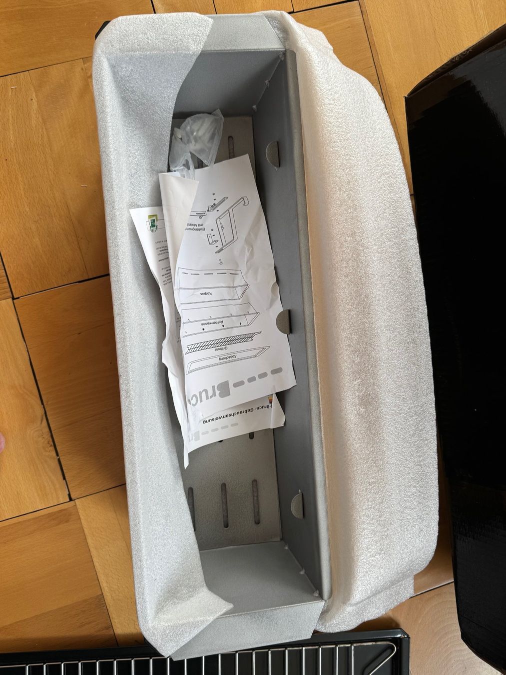 Grils: Balkon Geländergrill "Bruce" – Neuf avec emballage d'origine à Zürich par ezSeller 1