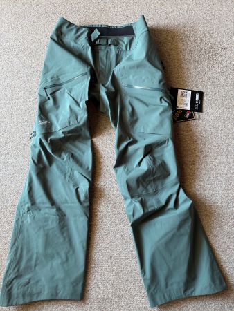 Neue Arcteryx Sentinel GTX Hose Damen, Gr. S, boxcar