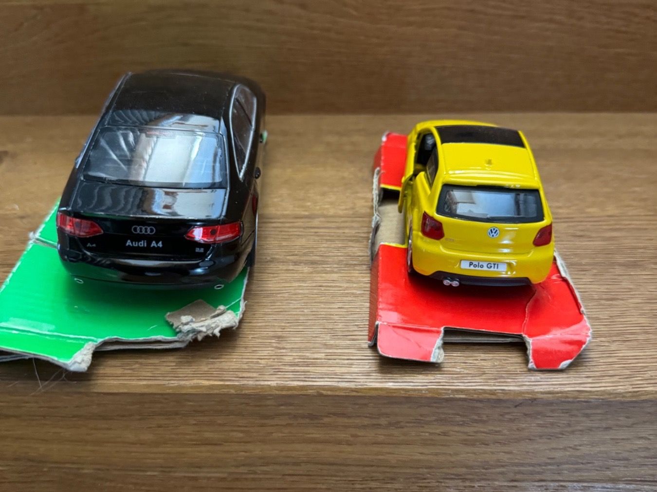 Giocattoli: Spielzeugautos – Nuovo (secondo la descrizione) da Herzogenbuchsee venduto da zukerka 1