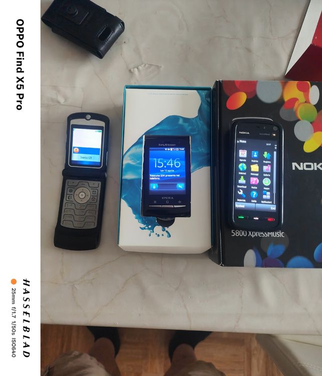Retro Handy Sammlung: Nokia5800, Sony X10 mini Motorola V3 (Gebraucht ...