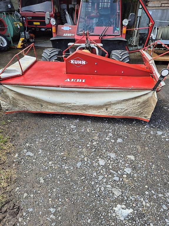 Alle Maschinen: Kuhn Scheibenmähwerk – Gebraucht aus Sachseln von Cat_m320f