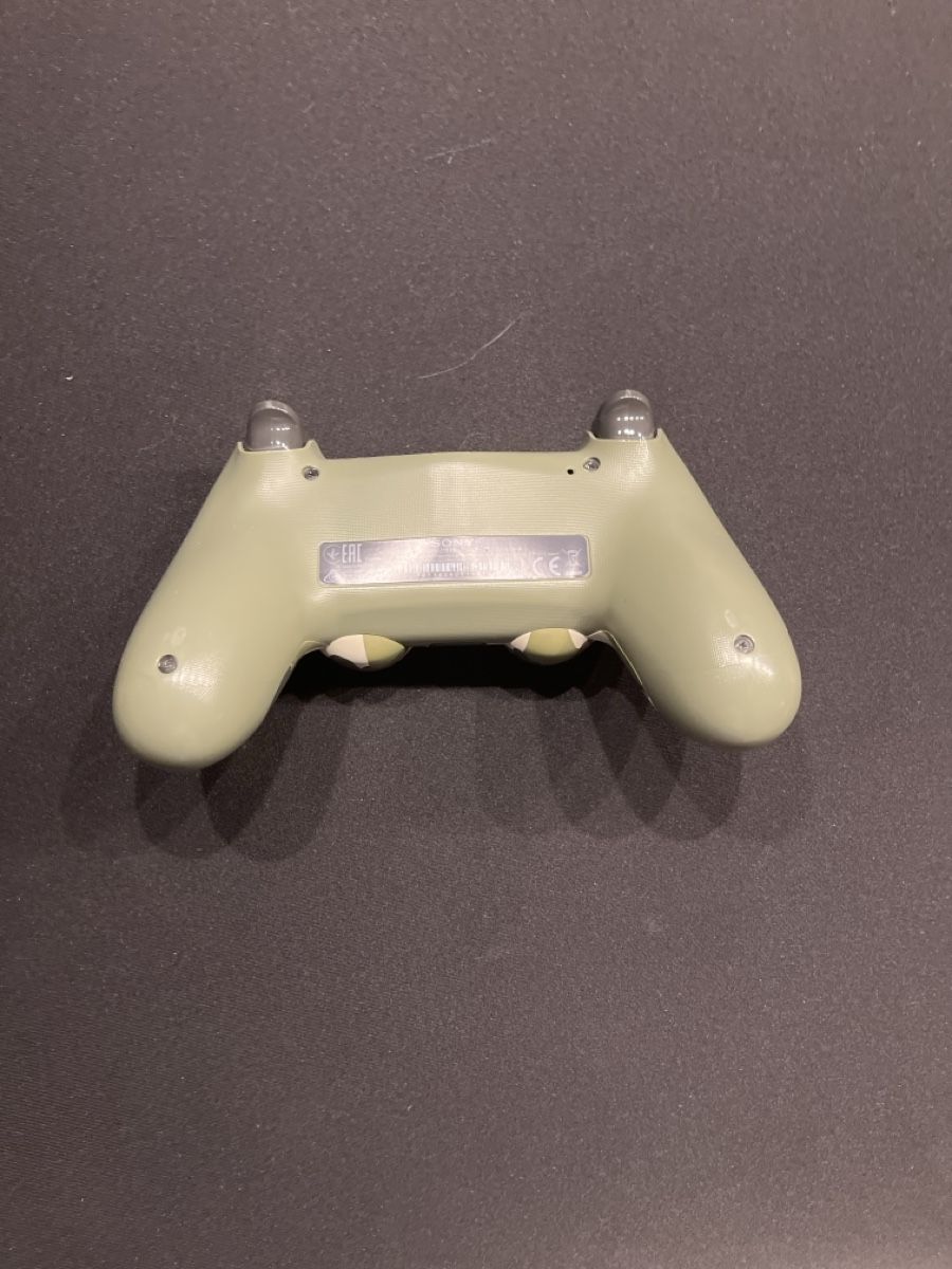 Sony Controller: Ps4 Camongflash Controller – Gebraucht aus Flawil von Poltis 1