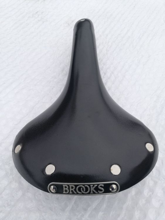 brooks swallow classic