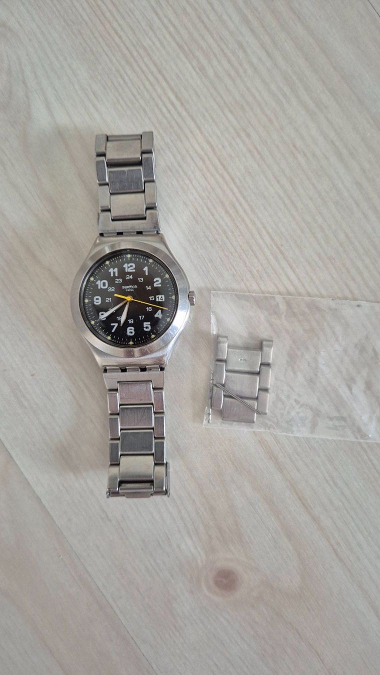 Swatch Orologi: Swatch Herren Armbanduhr Edelstahl – Usato da Kilchberg ZH venduto da logn