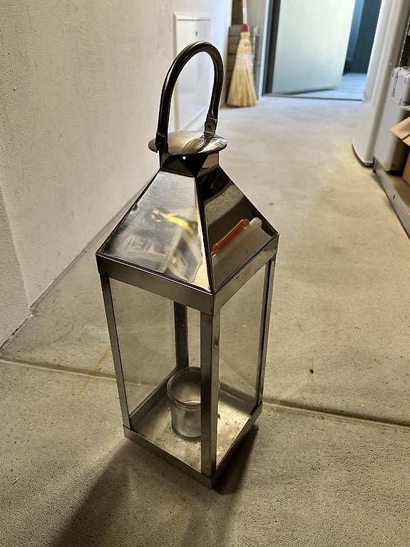 Lanterne: Windlicht, Laterne silber – Usato da Uerkheim venduto da Pata180817
