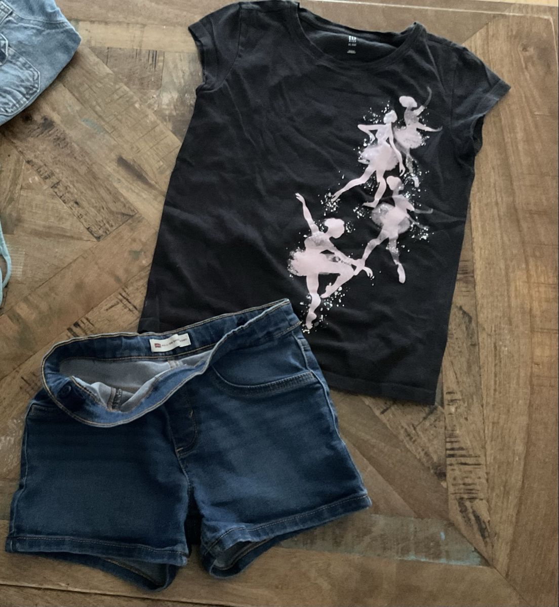 Lotti & Set di vestiti: 12 Stück Sommer Kleiderpaket Gr. 146 – Usato da Bachenbülach venduto da Sybeco 2