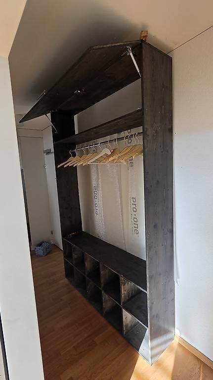 Armadi: Schrank Garderobe – Usato da Rorschach venduto da jos_6zkn