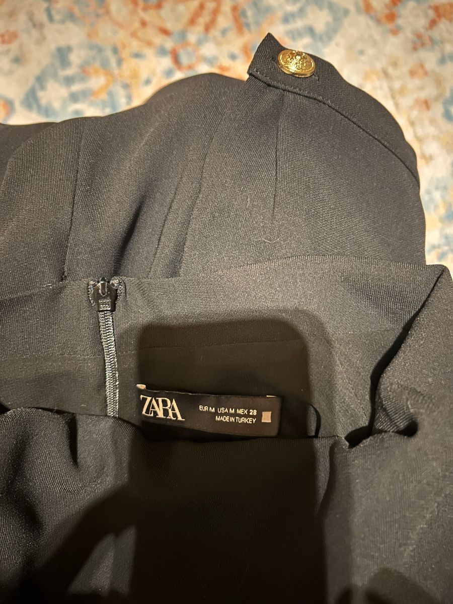 Zara Tute: Zara Jumpsuit, Schwarz, Grösse 38 – Usato da Schwyz venduto da Maerzetuepfli 1