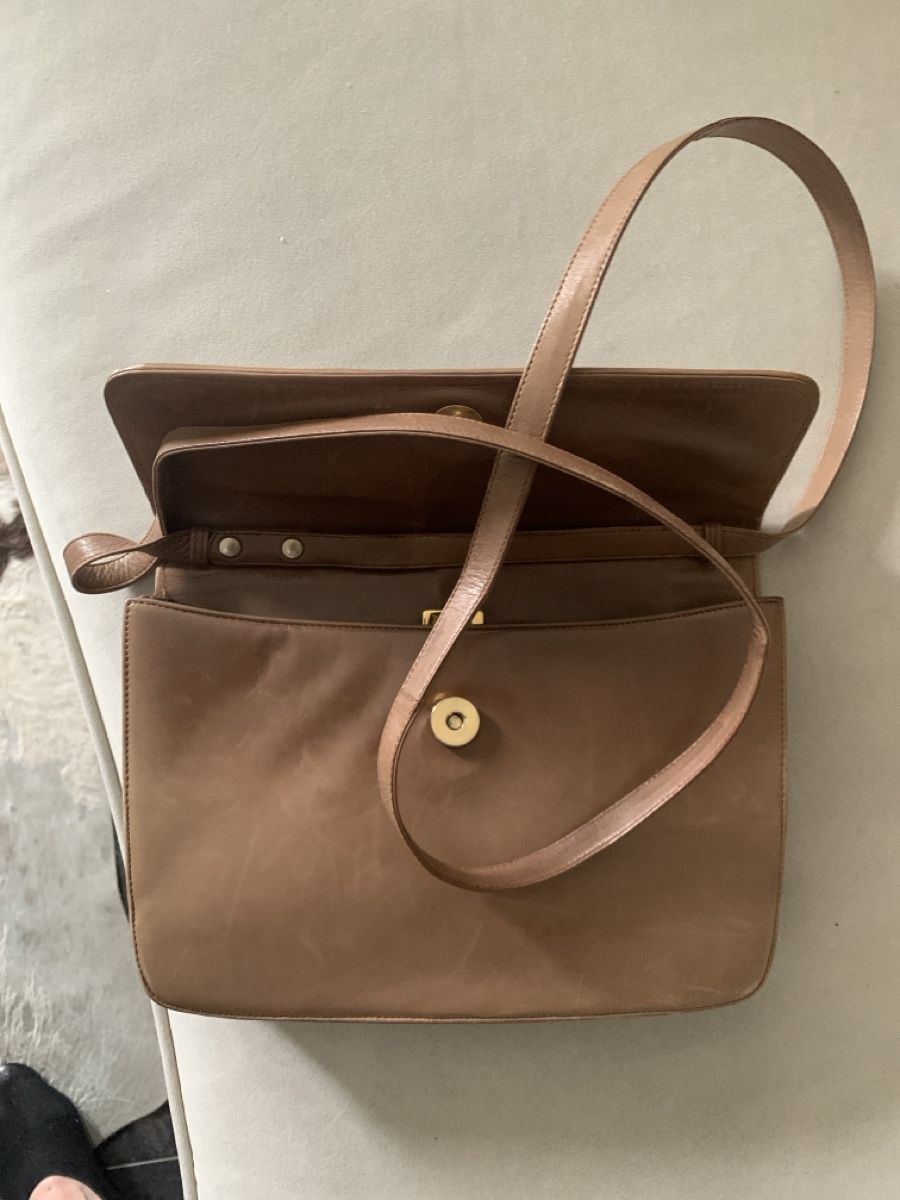 Bally Borse da donna: Bally Umhängetasche – Usato da Bergdietikon venduto da zor_856j 8