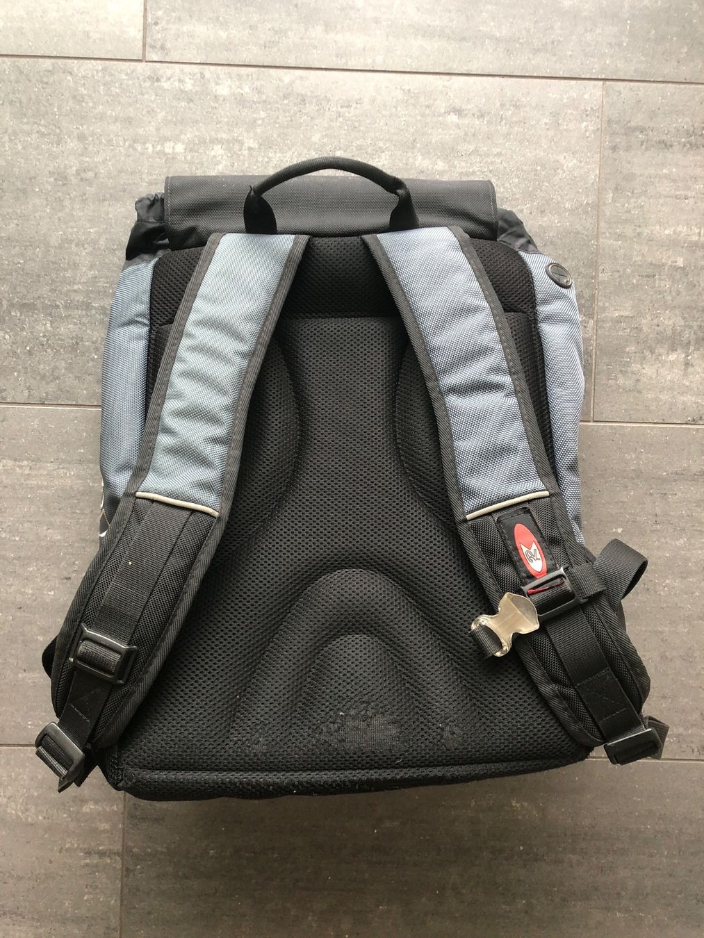 Racoon Zaini: Racoon Schultasche – Usato da Dallenwil venduto da pir_rxd6 1