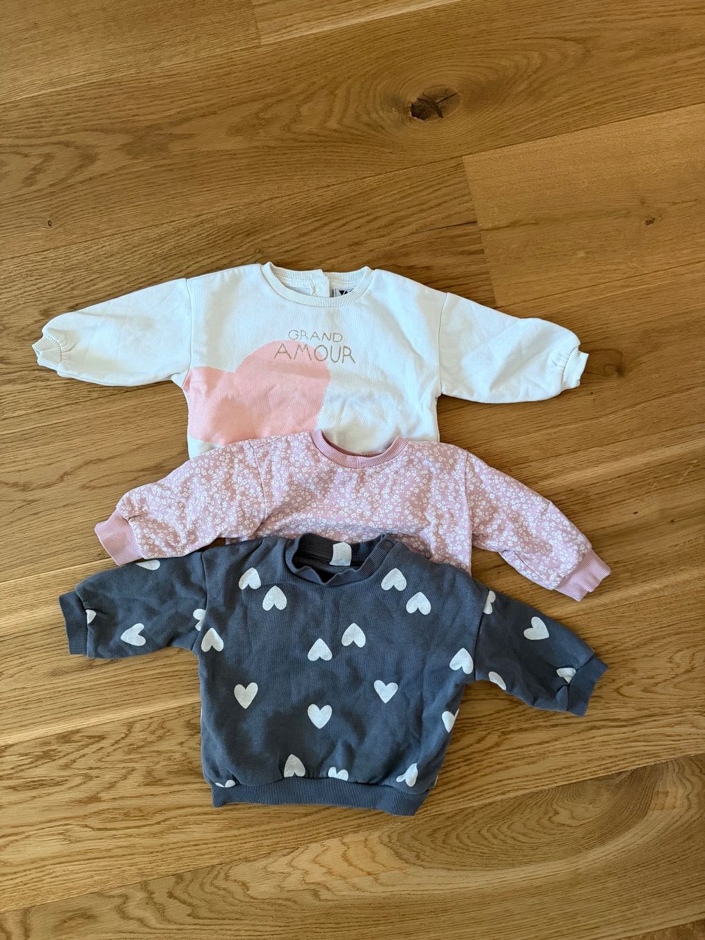Lotti & Set di vestiti: Mädchen Kleiderpaket 68 – Usato da Schaffhausen venduto da fiiat_500