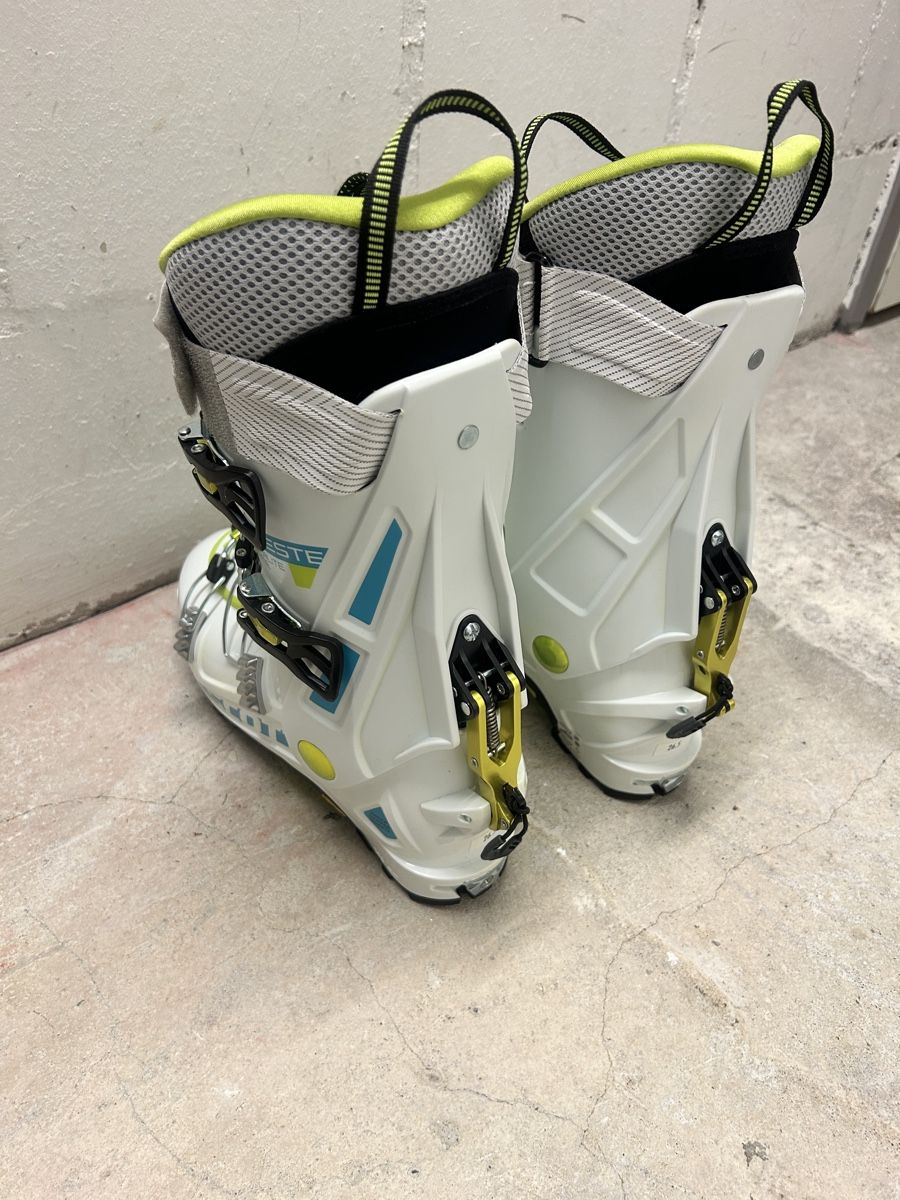 Scott Scarpe da donna: Scott Celeste Skitourenschuh 26.5 Neu – Nuovo e nell'imballaggio originale da Burgdorf venduto da Littlebricksplanet 1