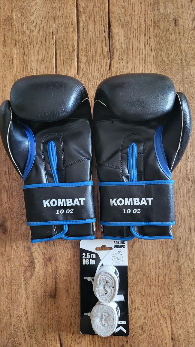 Guanti & manicotti: Boxhandschuhe + Bandagen – Usato da Bern venduto da Sarit 2