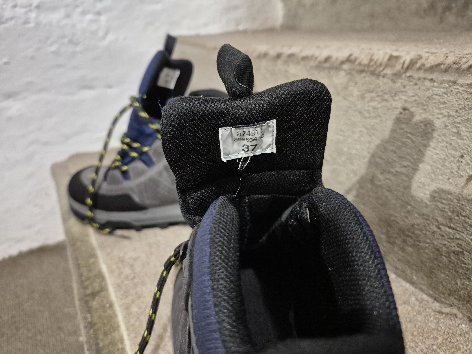 Scarpe per ragazzi: Wanderschuhe – Usato da Winterthur venduto da Lumi11 1