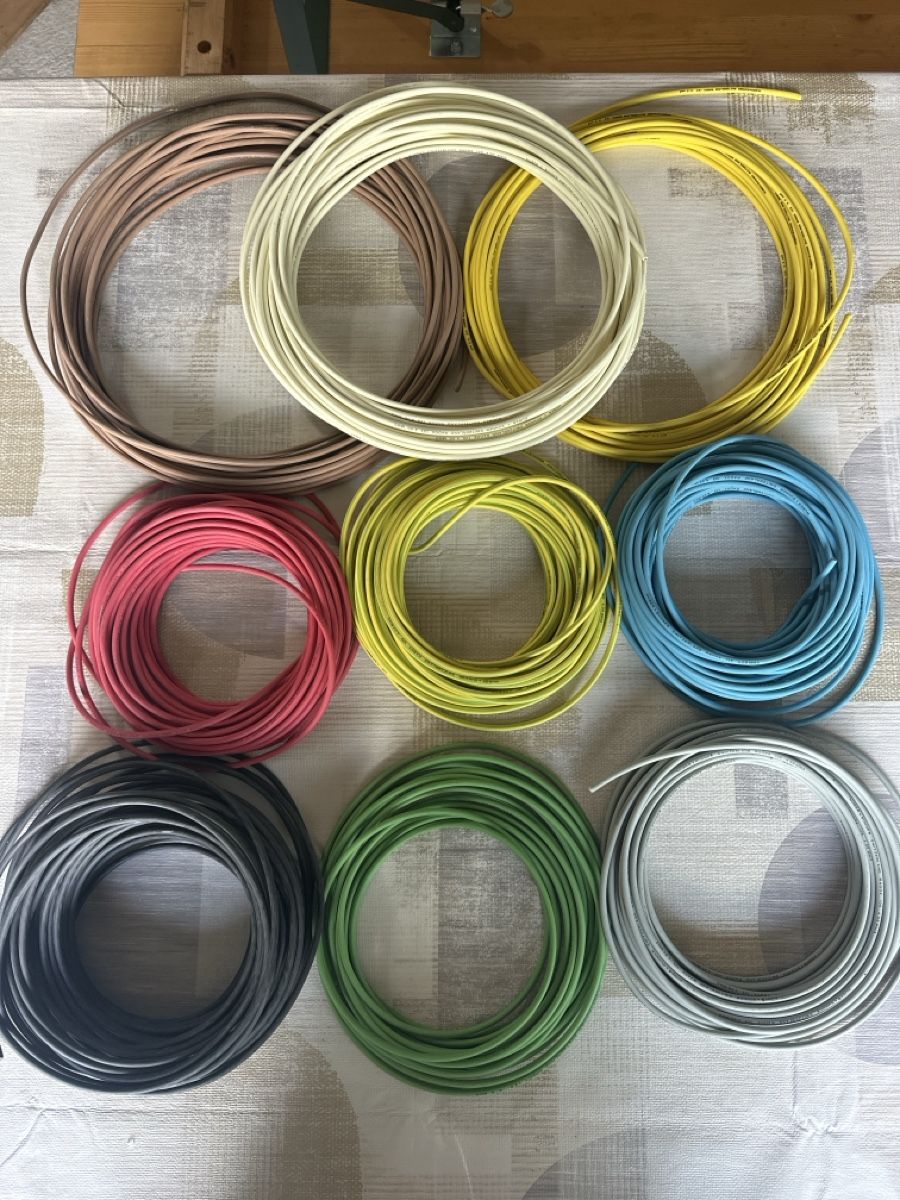 Kabel: Set aus 9 Rollen Kabel 4mm, Huber + Suhner – Neu (gemäss Beschreibung) aus Baar von Hillsboro