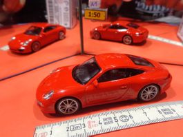 Porsche 911 Carrara  1-43 (mit Box) Welly  (A1)