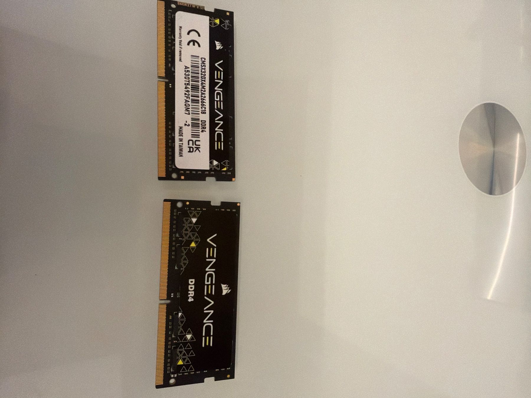 Corsair Memoria / RAM: 32 GB DDR4-RAM Kit – Nuovo (secondo la descrizione) da Gamprin venduto da jumbo91 1