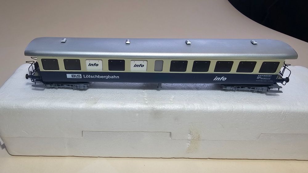 bls-info-wagen-von-friho