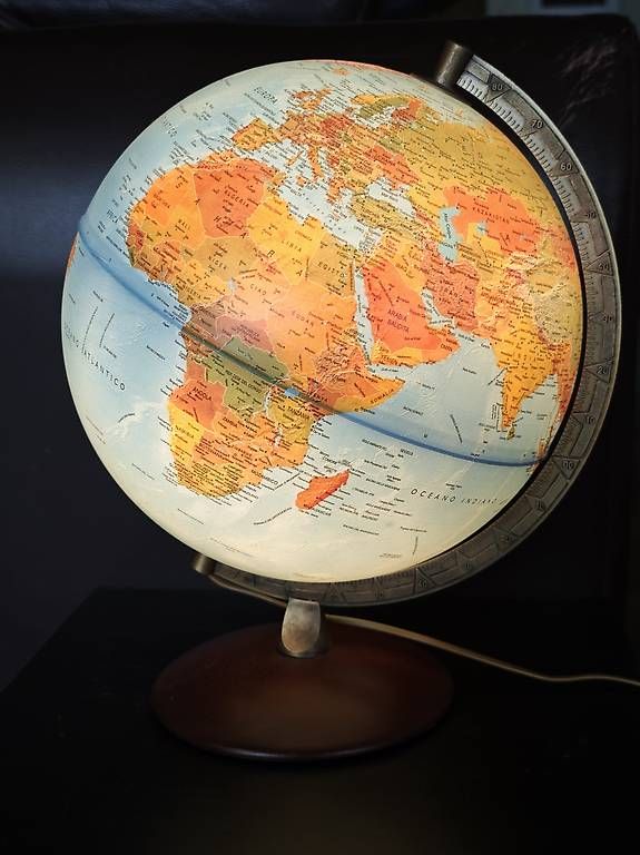 Lampade: Mappamondo / Lampada – Usato da Breganzona venduto da kik_kz8d 1