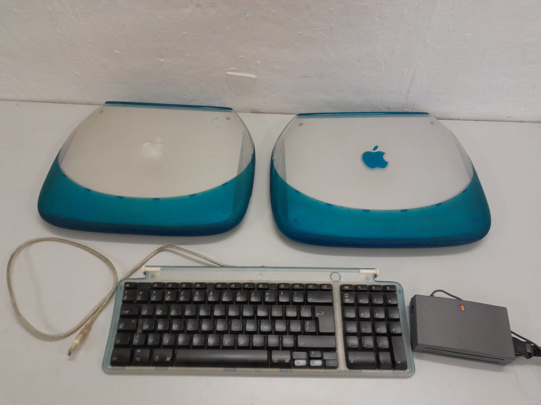 Apple Notebook: Apple iBook G3 (M2453) – Difettoso da La Croix (Lutry) venduto da netrajet