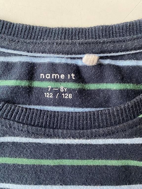 Camicie, T-shirt & Polo: 2 T-shirts (Gr 122) – Usato da Zürich venduto da lazygalaxy 2