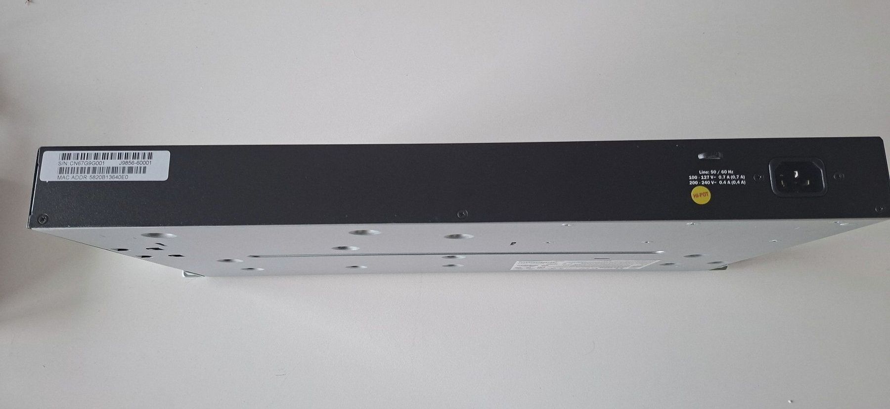 Hewlett Packard Hub & Switch: HP aruba 25-30-24G 2SFP+ Switch – Usato da Niederönz venduto da Northrop_B2 2